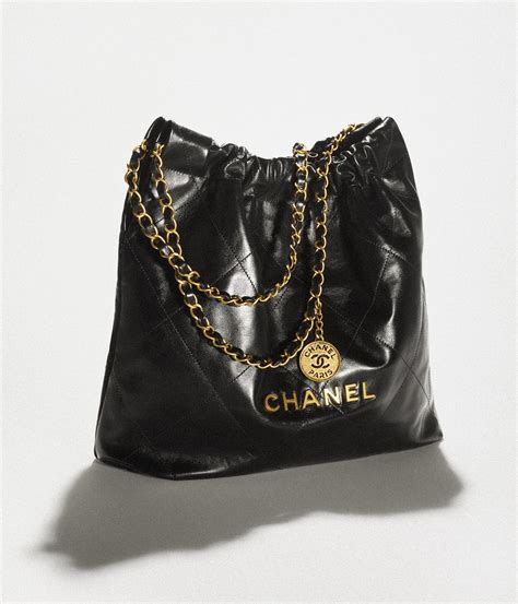 chanel 22 large handbags.